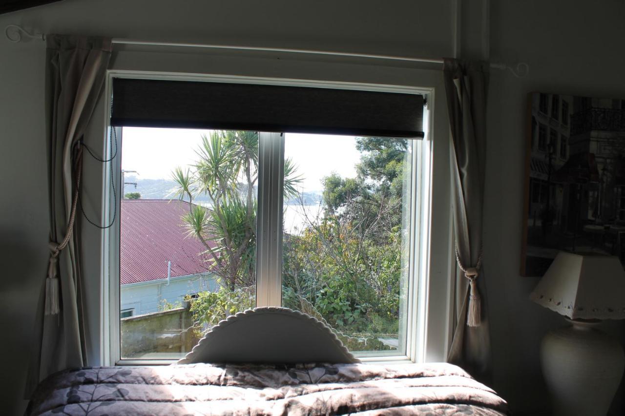 Brockies B N B Bed & Breakfast Rawene Ngoại thất bức ảnh